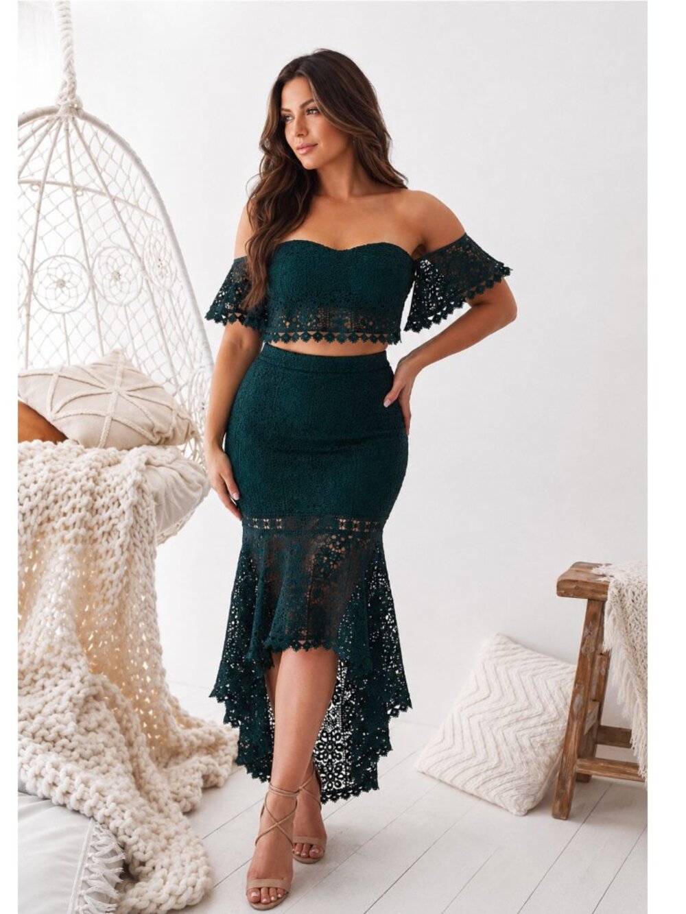 NWT JAUS Celine Set Emerald Green Lace Two Piece Size 12